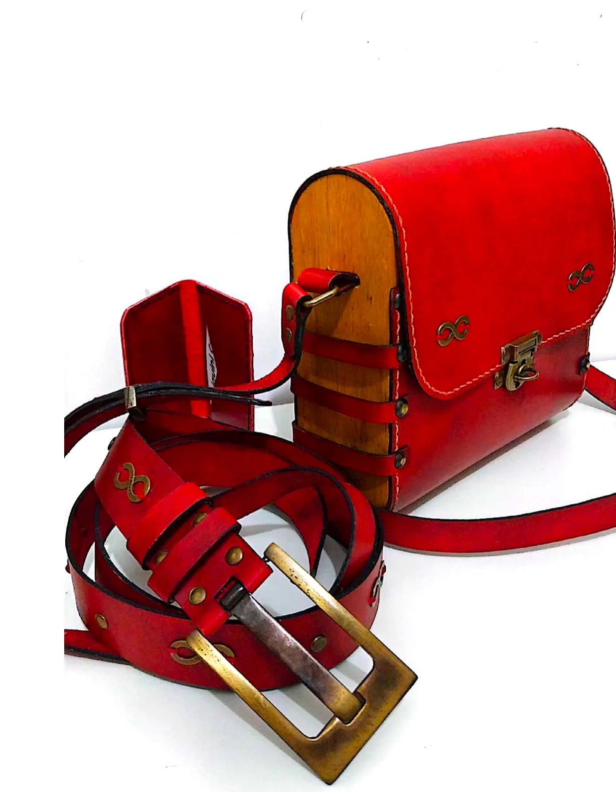 Bolsa Infinito em couro vermelho